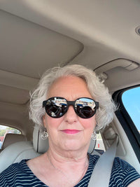 Patricia H. 67 y.o.